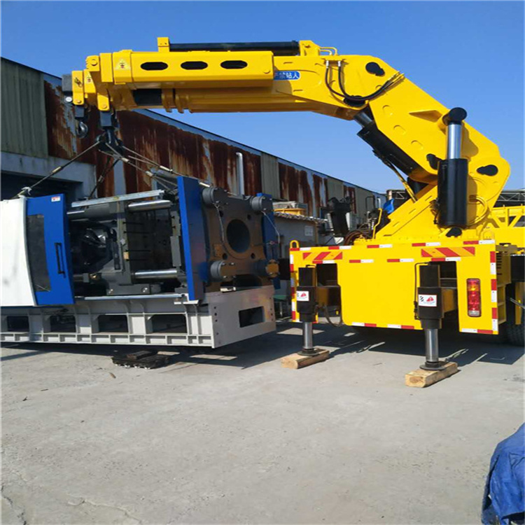 凤阳县 大吨位折臂吊出租费用解析：一小时租赁多少钱