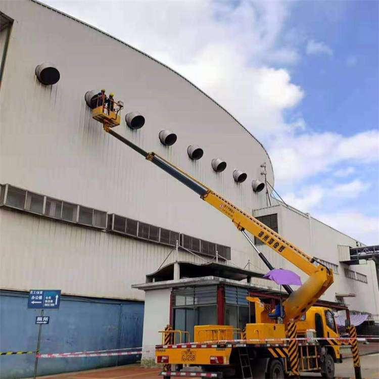 凤阳县高空作业车出租服务：专业广告牌安装解决方案