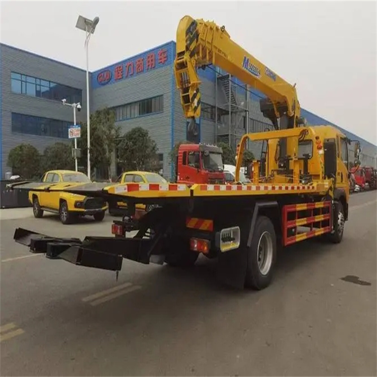 凤阳县附近小随车吊出租电话，轻松解决搬运烦恼