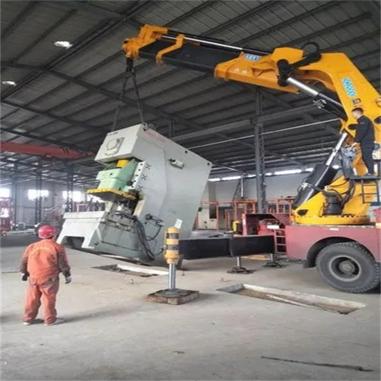 凤阳县80吨折臂吊车出租附近电话